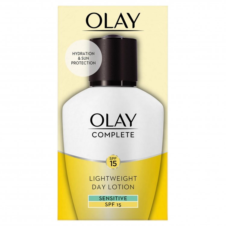 Olay Complete Day Lotion SPF15 100ml Sensitive SKin - Image 1