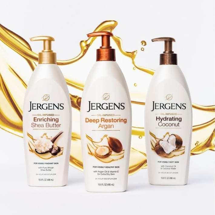 Jergens Moisturizer 496ml - Image 1