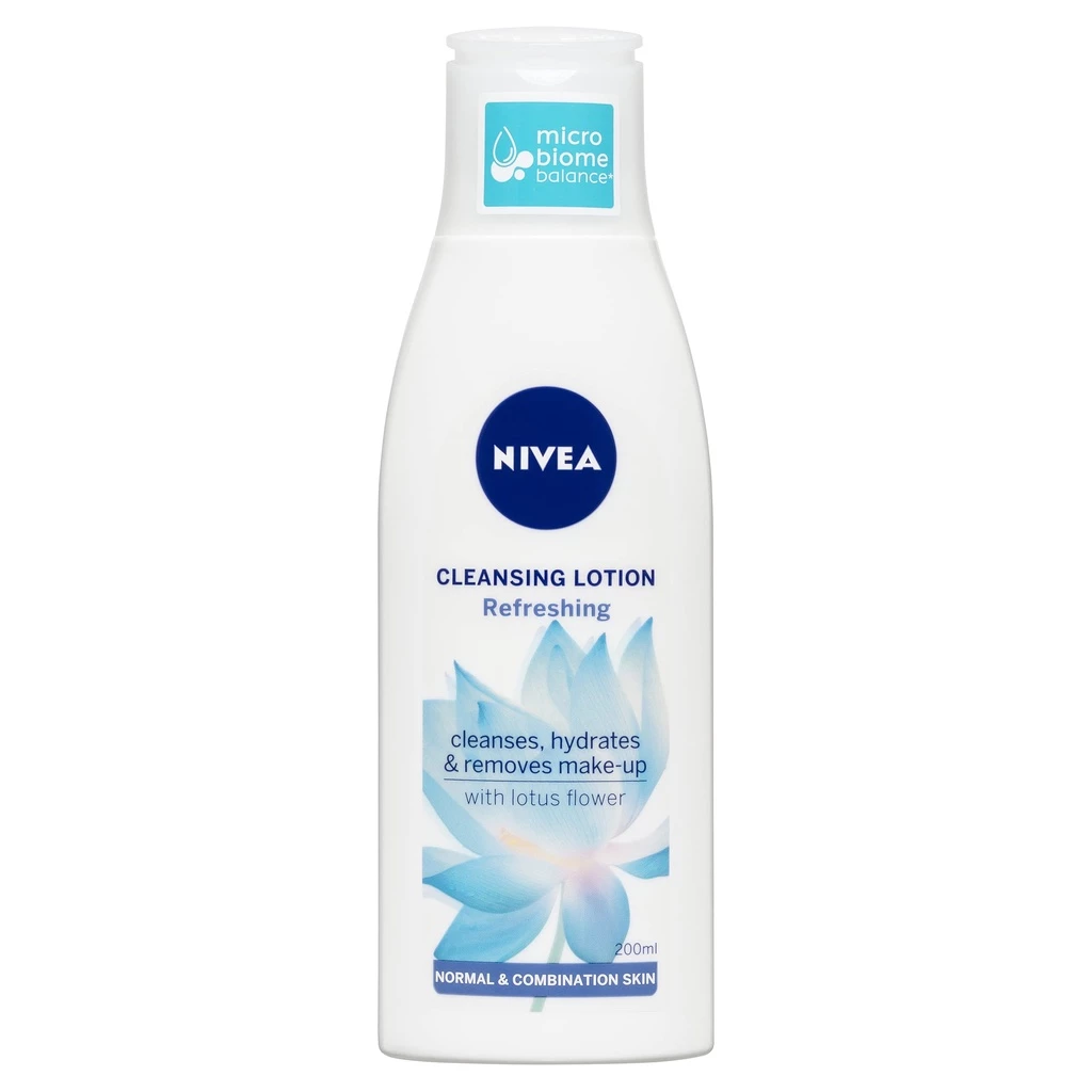 Nivea Refreshing Cleansing Lotion 200ml For Normal/Combination Skin - Image 1